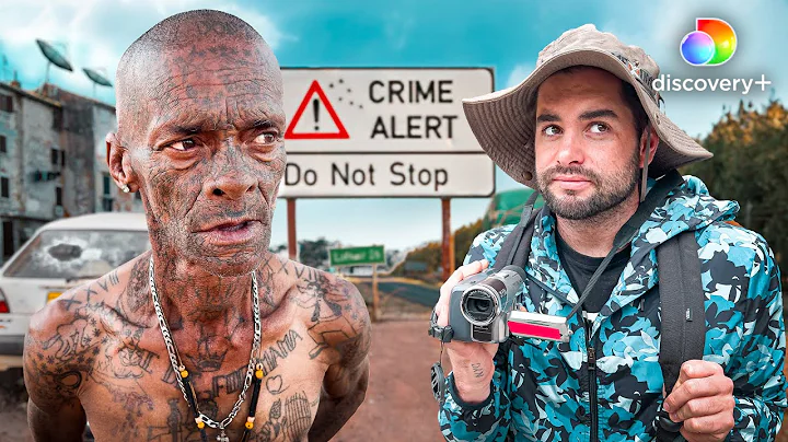 I Hired a Gang Lord as my Tour Guide