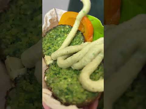 Video: Zakaj so falafeli zeleni?