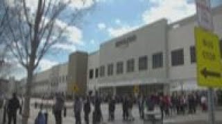 NYC Amazon workers decide whether to unionize
