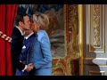 Brigitte macron supportrice style pour le prsident rare baiser en public pour le couple 