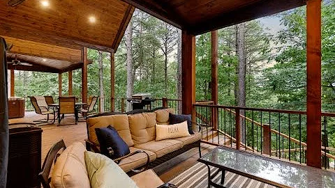 Broken bow luxury cabin Indoor tour @pinehillescape