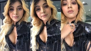 Hot And Sexy Actress Vishakha Raghav On Live Chat