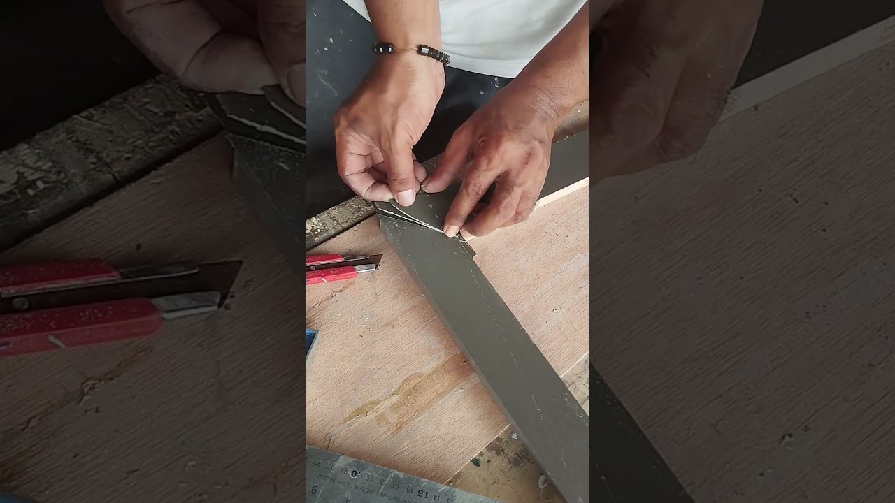 Memotong hpl adu manis  