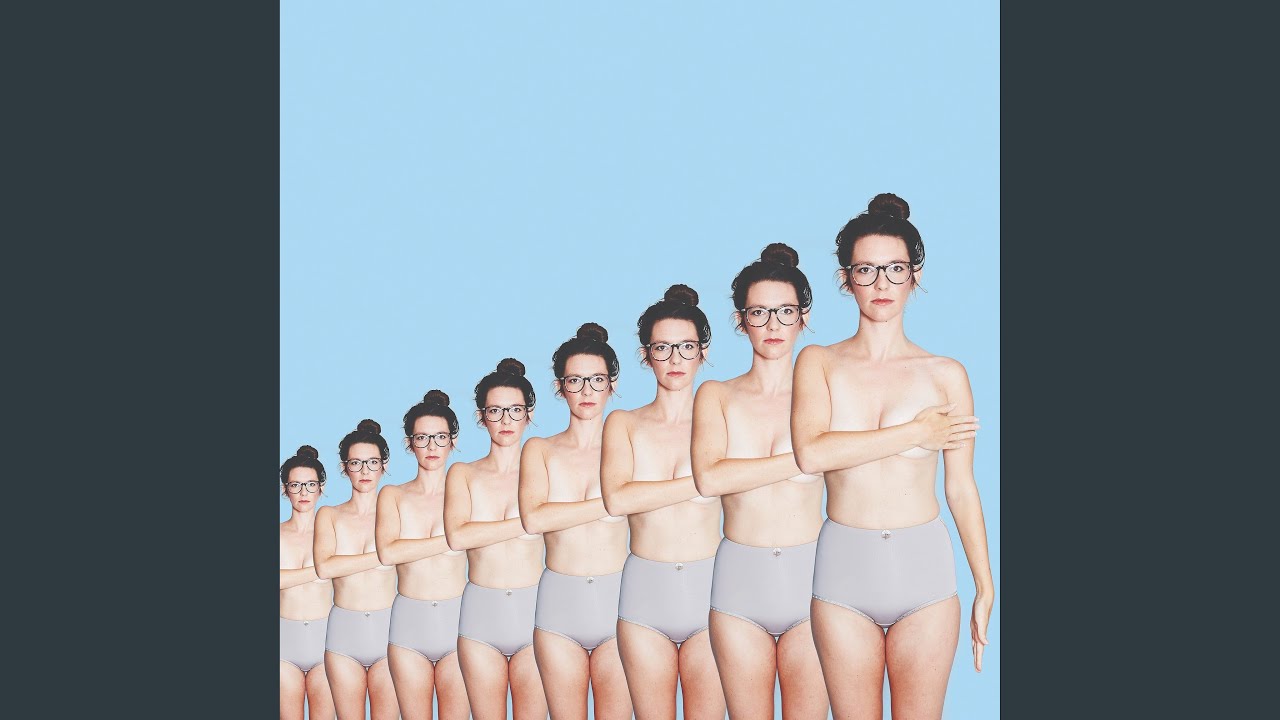 Triangle auf YouTube ansehen Triangle auf YouTube ansehen