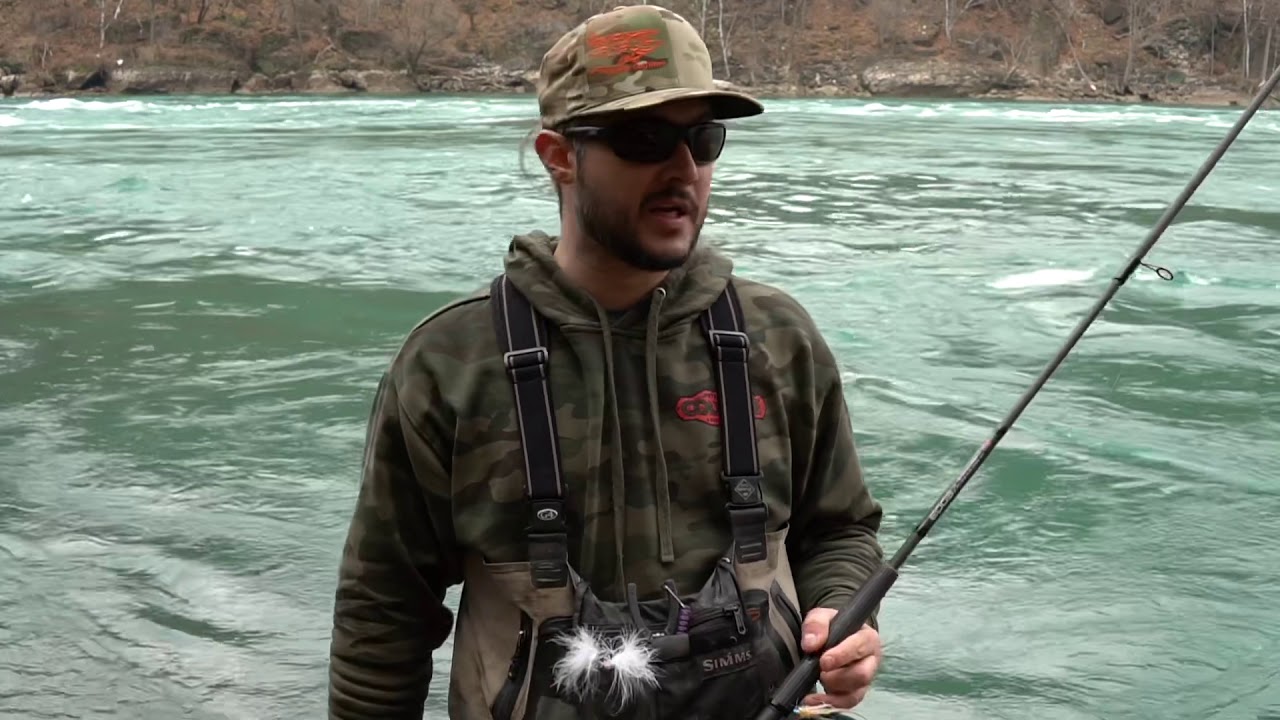 Центр. Наблюдение за самой великолепной рекой Великих озер с Дэнни Колвиллом