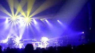 Basement Jaxx &#39;&#39;Day Of The Sunflowers(We March On)&#39;&#39; live in Tokyo , japan 4/7