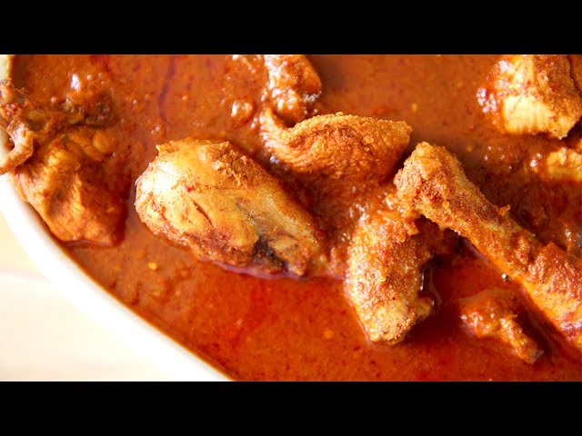 Karwari Chicken Curry Recipe | How To Make Karwar Style Chicken Gravy | Chicken Recipes | Smita Deo | Get Curried