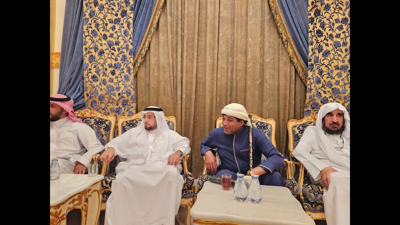 د خالد الزعاق في ثلوثية د محمد المشوح