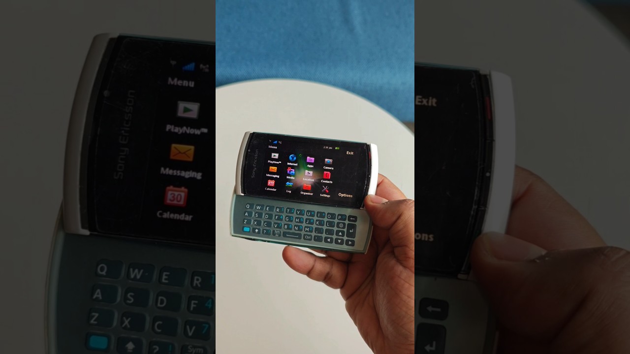This Sony Ericsson Vivaz Pro is a symbian smartphone with a physical qwerty keyboard. Design looks 🔥