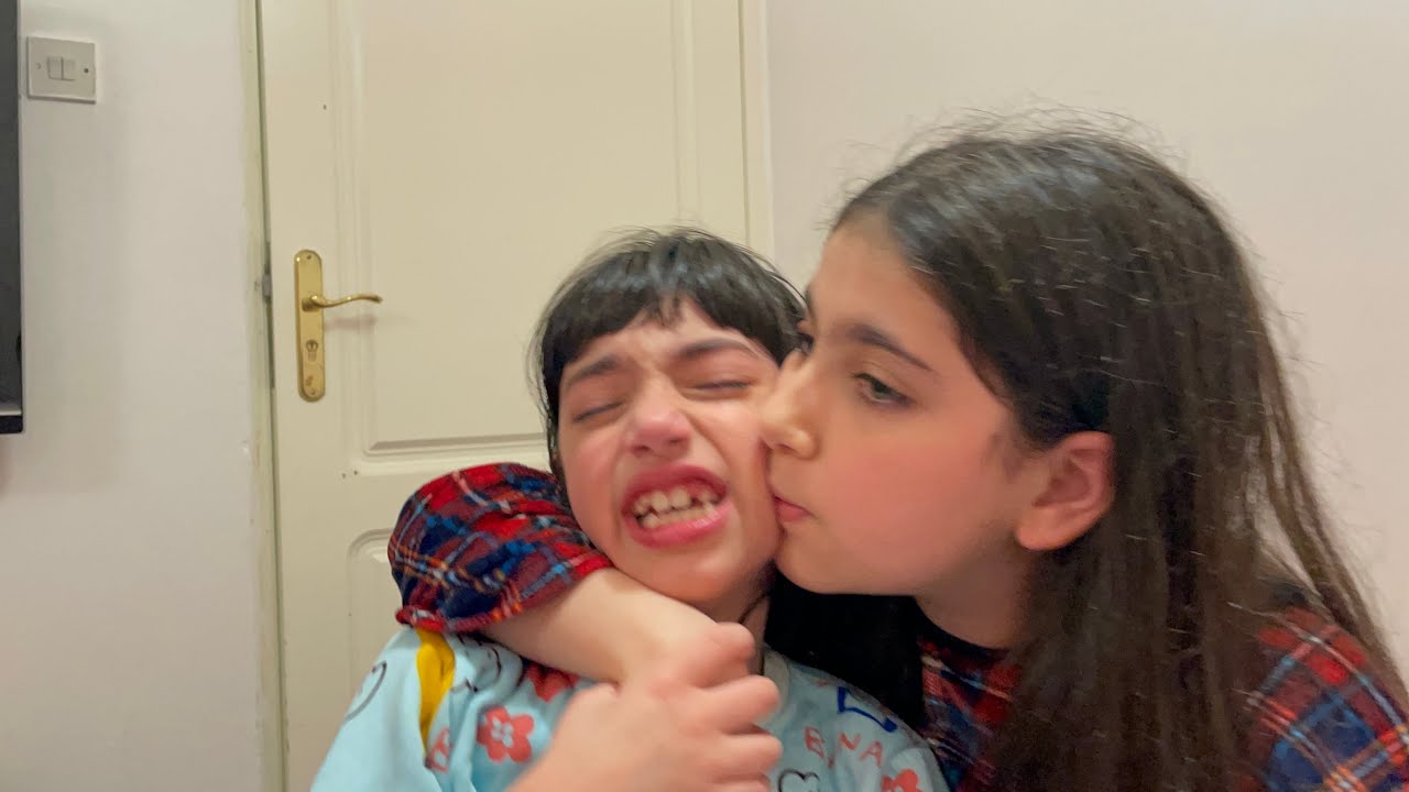 Тиа подстригла волосы и расстроилась 😭