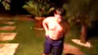 Gordinho Dançando Creu