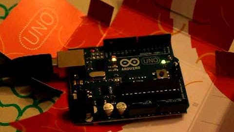 Arduino Uno "Hello World" Morse blinker
