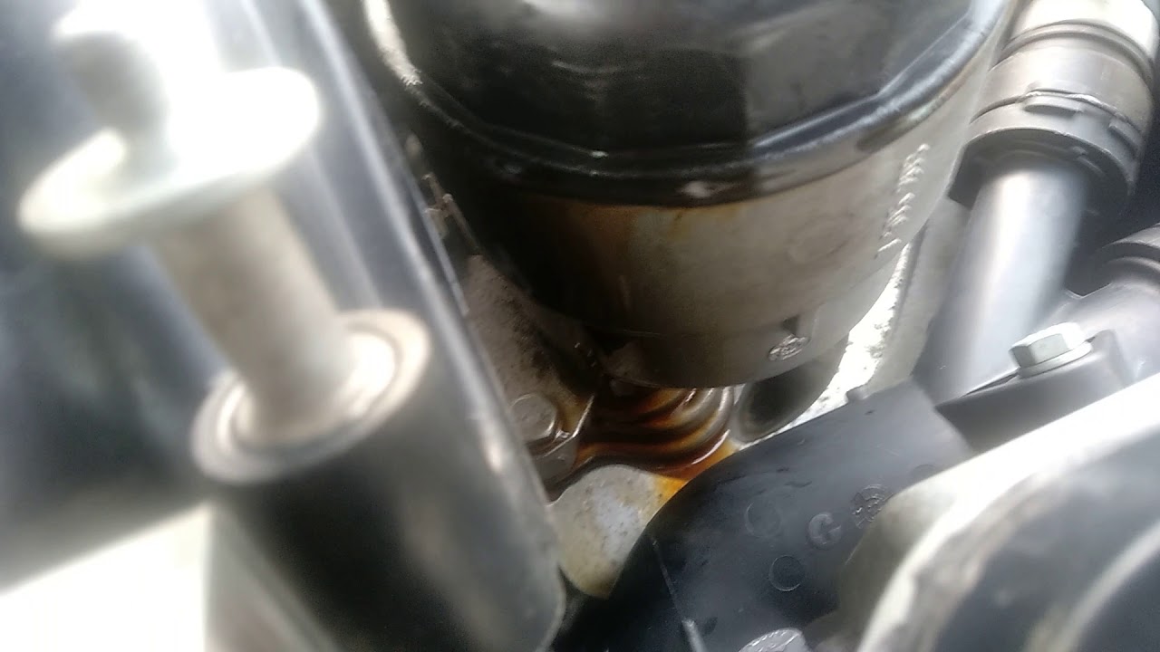 BMW 318i E46 2003 oil filter leak YouTube