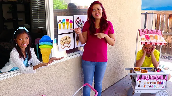 Wendy Pretend Play with ICE CREAM Drive Thru Toy Store