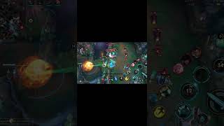 Poor ADC... but someone has to carry!😅 #Thresh #WildRift #SupportDiff