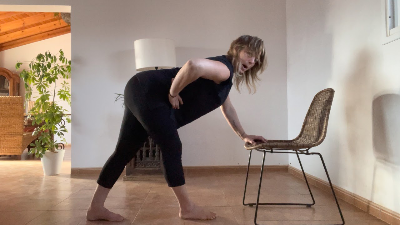 Assisted runners stretch