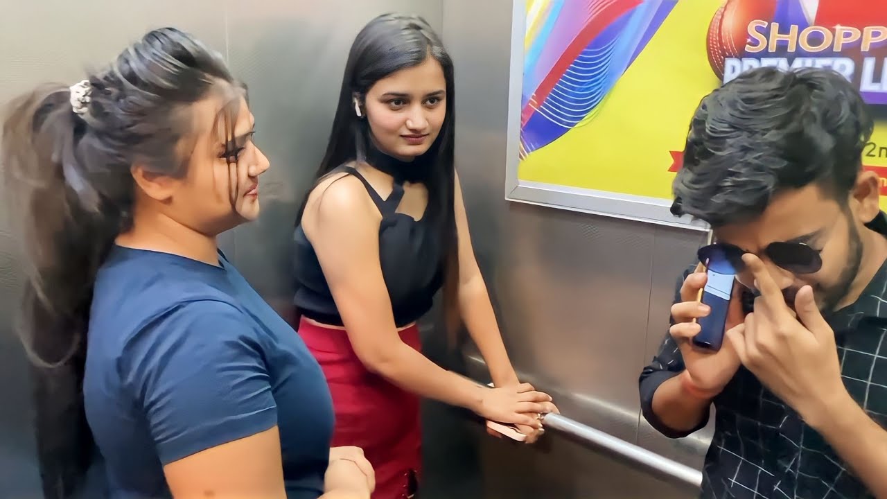 BEST LIFT PRANK2022,prank in lift! SHASHI CHANDRA💞 YouTube