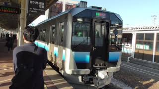 JR五所川原駅　五能線 弘前行き到着【GV-E400系・821D】&鰺ケ沢行き発車【GV-E400系・822D】　2021.04.23