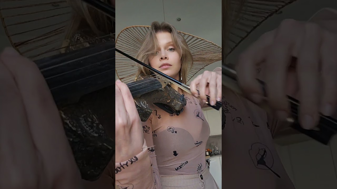 FELICITA? 😱VIOLIN?🤨 