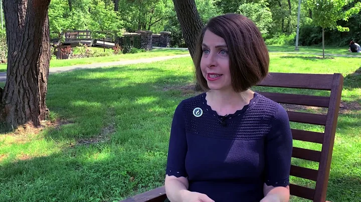 Tracy Freeman interviews Amy Minkoff RE: her 11/22...
