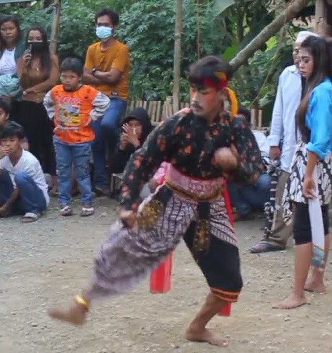Janturan Kuda Kepang Laras Budoyo