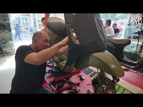 Vespa Primavera Green