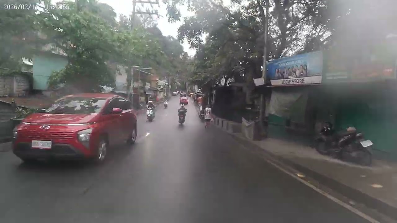 grabe ang lubak sa may  barugo street caloocan city! 
