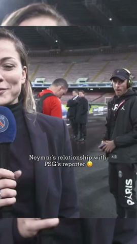 I think Neymar likes the PSG reporter 😏