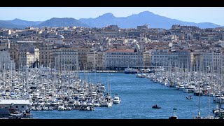 A Marseille, hôteliers et restaurateurs attendent de pied ferme l'arrivée de la flamme olympique