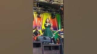 Sejuta luka # elis santika dangdut koplo new diva live menunggal