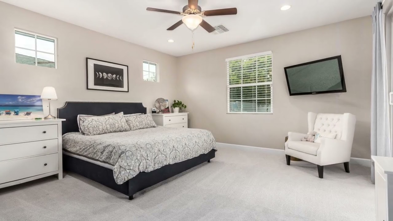 8938 North 15th Lane, Phoenix, AZ 85021