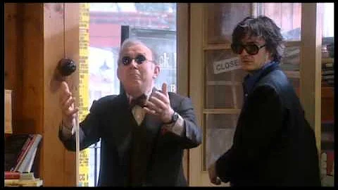 Black Books Season 2 Epizode 1 - The Entertainer