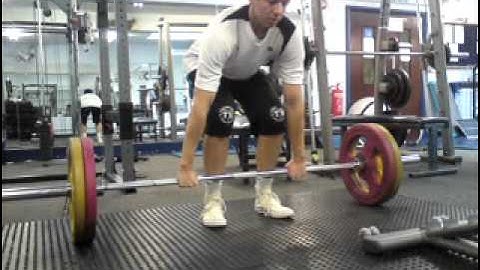 Dynamic effort deadlifts 100kg