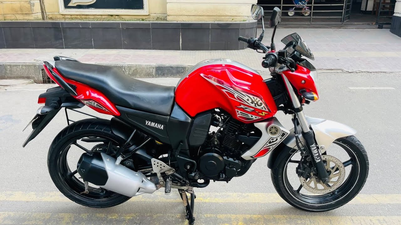 Yamaha FZ 2014 Red