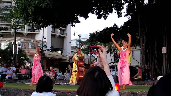 2012.06.21 Kuhio Beach Hula Show (5)