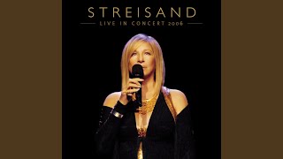 Video voorbeeld van "Barbra Streisand - Unusual Way (Live in Concert)"