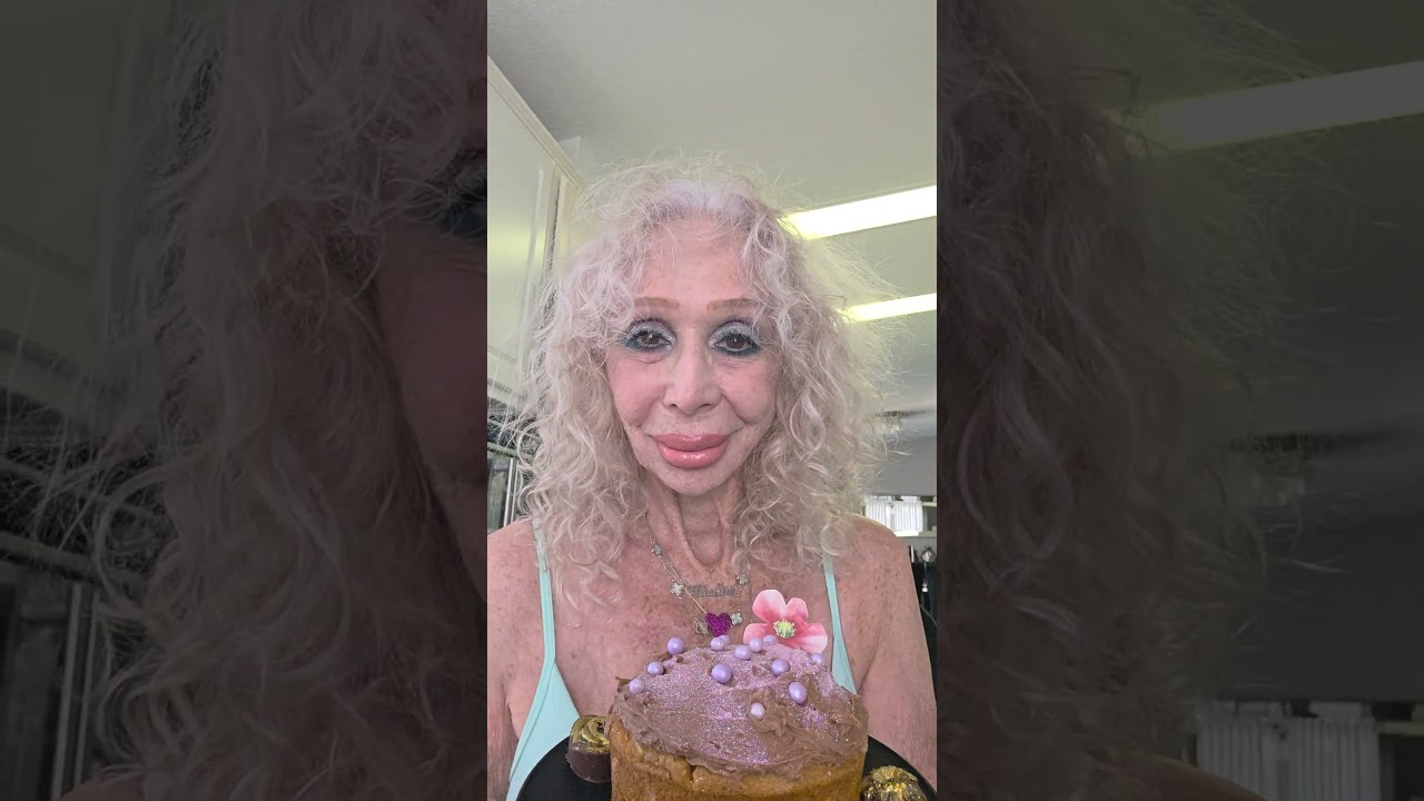 Starting over...breads, fondant, roses, and my quick tips... baking soda! My " How to" tips.