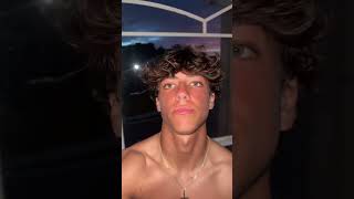 Celebrity This is NOT a thirst trap (it is) Net Worth