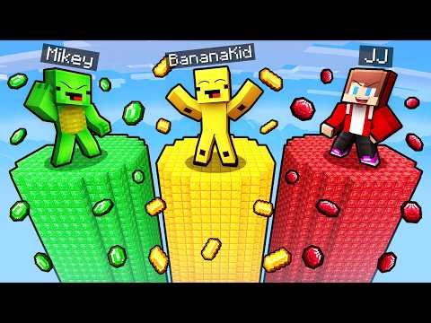 JJ and Mikey: TREASURE CHUNK BATTLE in Minecraft!