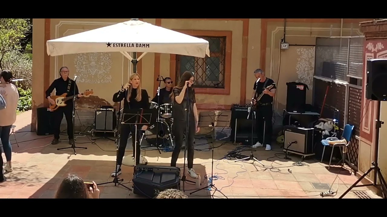 Zombie Cover - Ash + Jenifer Ortega