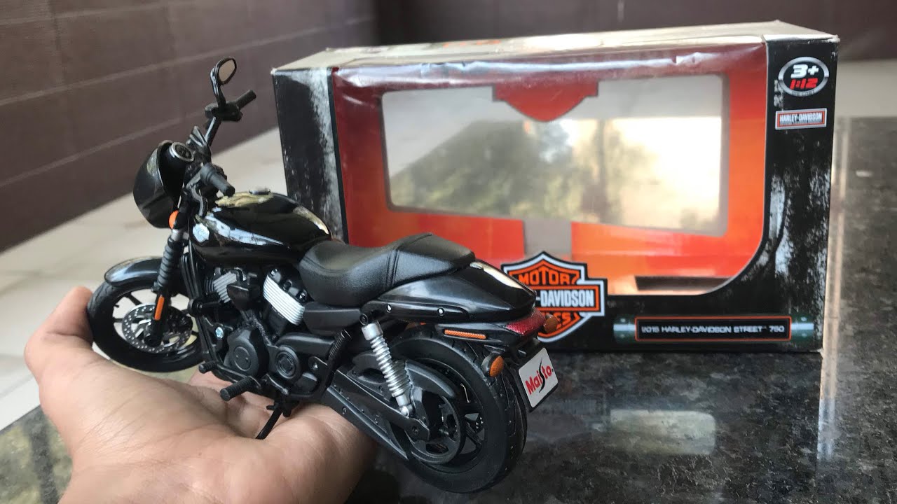 Diecast Unboxing 2019 Harley  Davidson  Street 750 1 12 