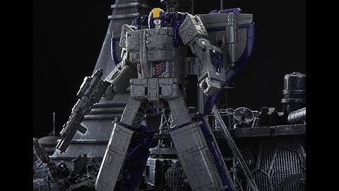 Transformers Earthrise Astrotrain