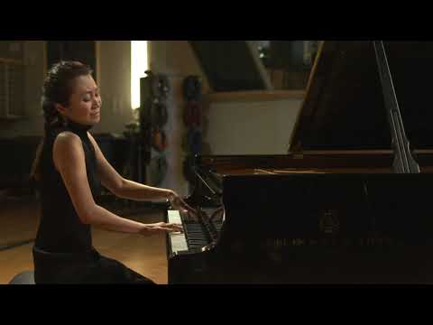 Miki Yumihari-Piano Robert Schumann 'Träumerei' from Kinderszenen Op.15