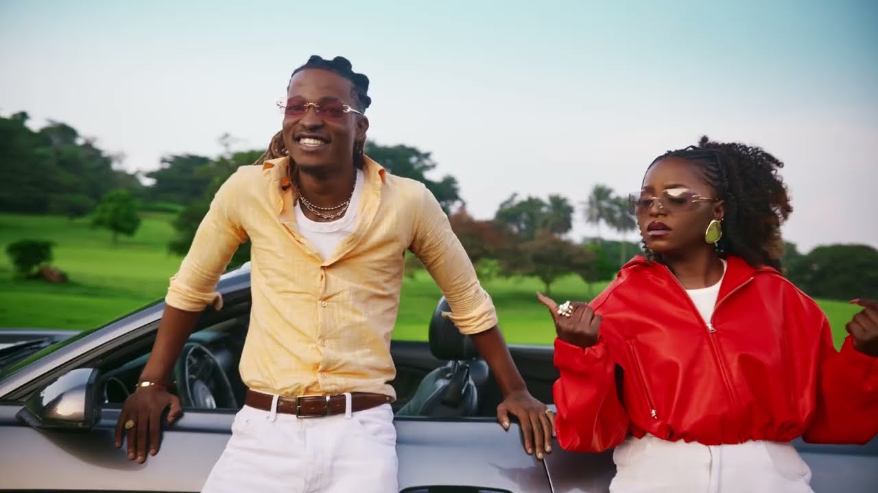 DAPHNE Ft. CYSOUL — MONEY (REMIX) visualizer
