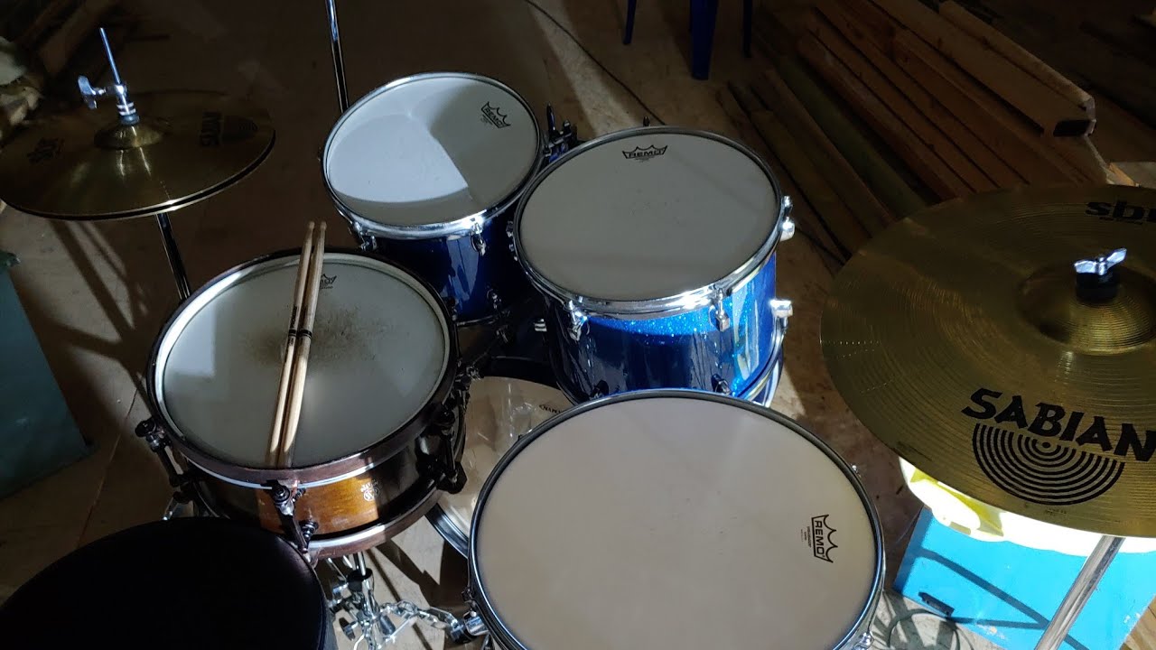 Toms heads comparison YouTube