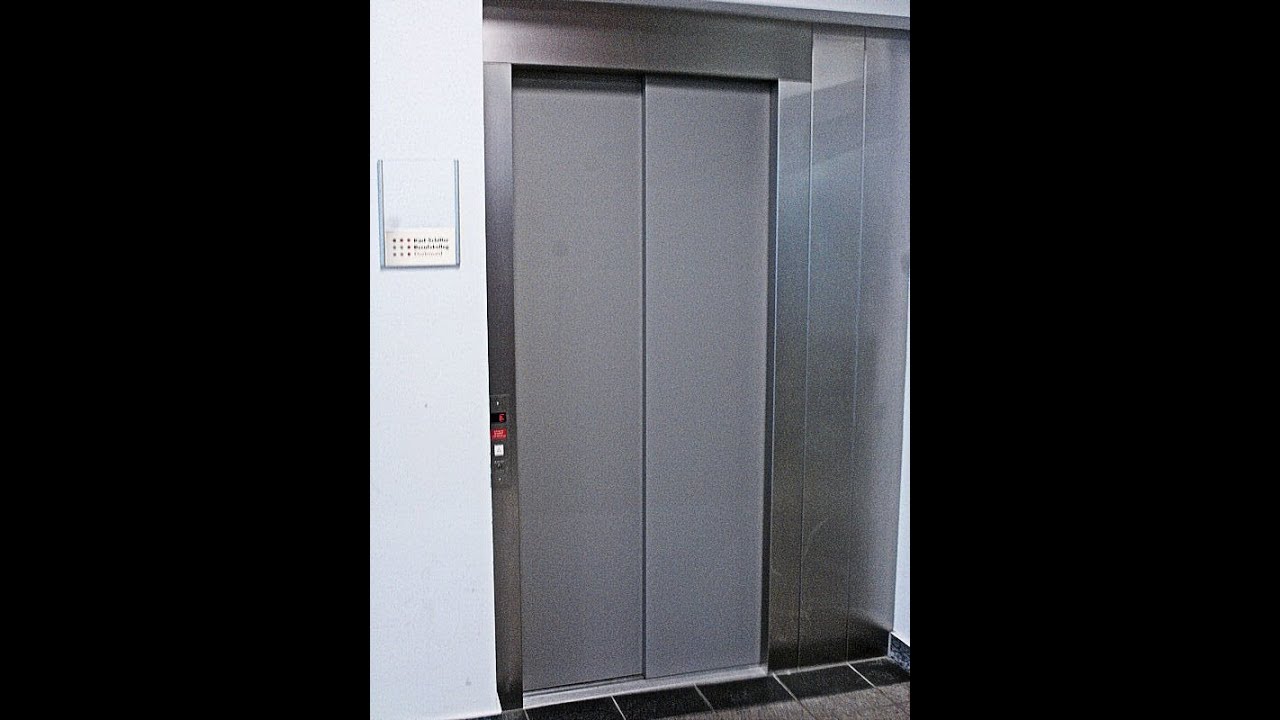 2011 Janzhoff elevator at Karl-Schiller-Berufskolleg, Dortmund, Germany