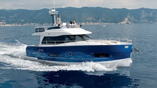 Модный траулер Azimut Magellano 43