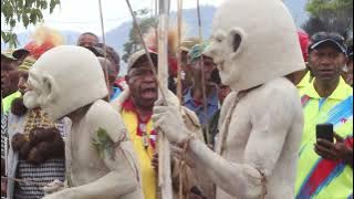 Download lagu Goroka Asaro Mud Men