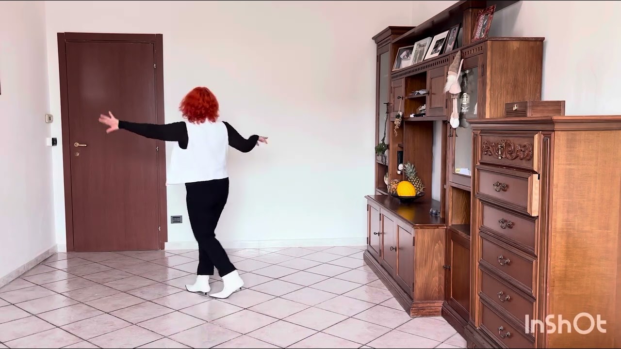 MAMBO ALL’ITALINA- Ballo di gruppo 💃 Dj Berta . Line dance 2025 💃 