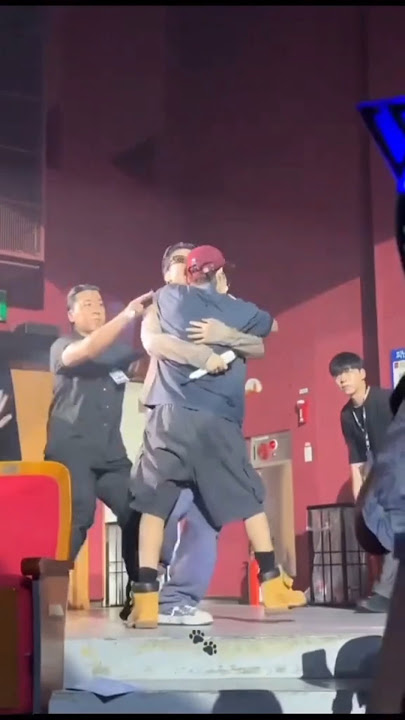 Donghae Pleasee 🤣🤣🤣😁😭 Donghae went to Winner Concert Last night #suju #superjunior #donghae